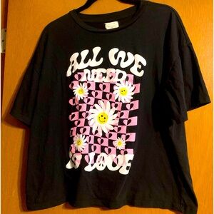 Woman’s crop top T-shirt size 2X